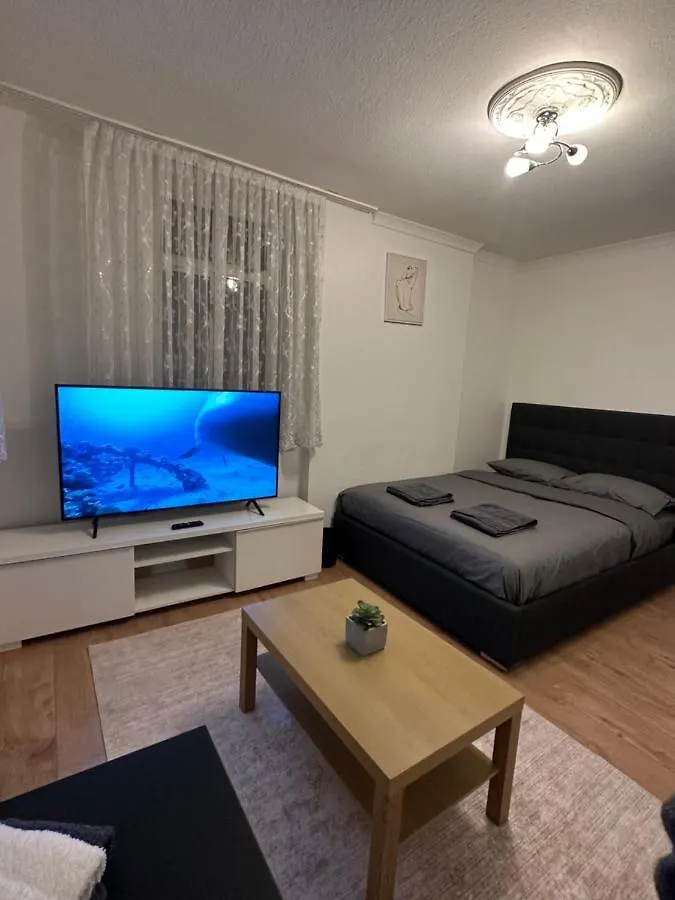 Spacious Private Room In The Heart Of Dalston, Hackney 런던 0*,  영국