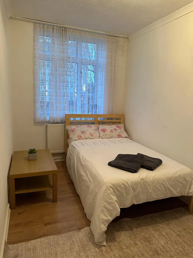 Spacious Private Room In The Heart Of Dalston, Hackney London